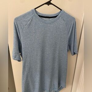 LuluLemon dry sense tee